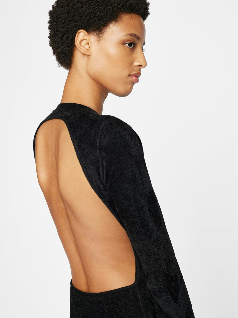dress back detail view